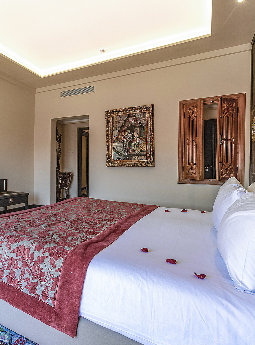 Lit Suite Embassadeur Eden Andalou 5 etoiles SPA, suites and aquapark Marrakech
